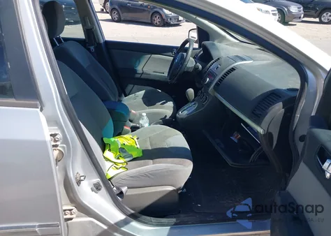 2012 Nissan Sentra 2.0 S z USA, uszkodzony, nr VIN 3N1AB6AP8CL622322